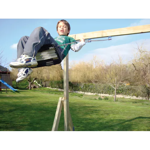 Parc enfants Ruiloba avec toboggan et balançoire