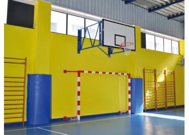 Panier de basket mural rabattable acier peint vol max 2,70 m