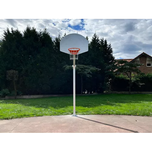 Panier de basket antivandalique galvanisé